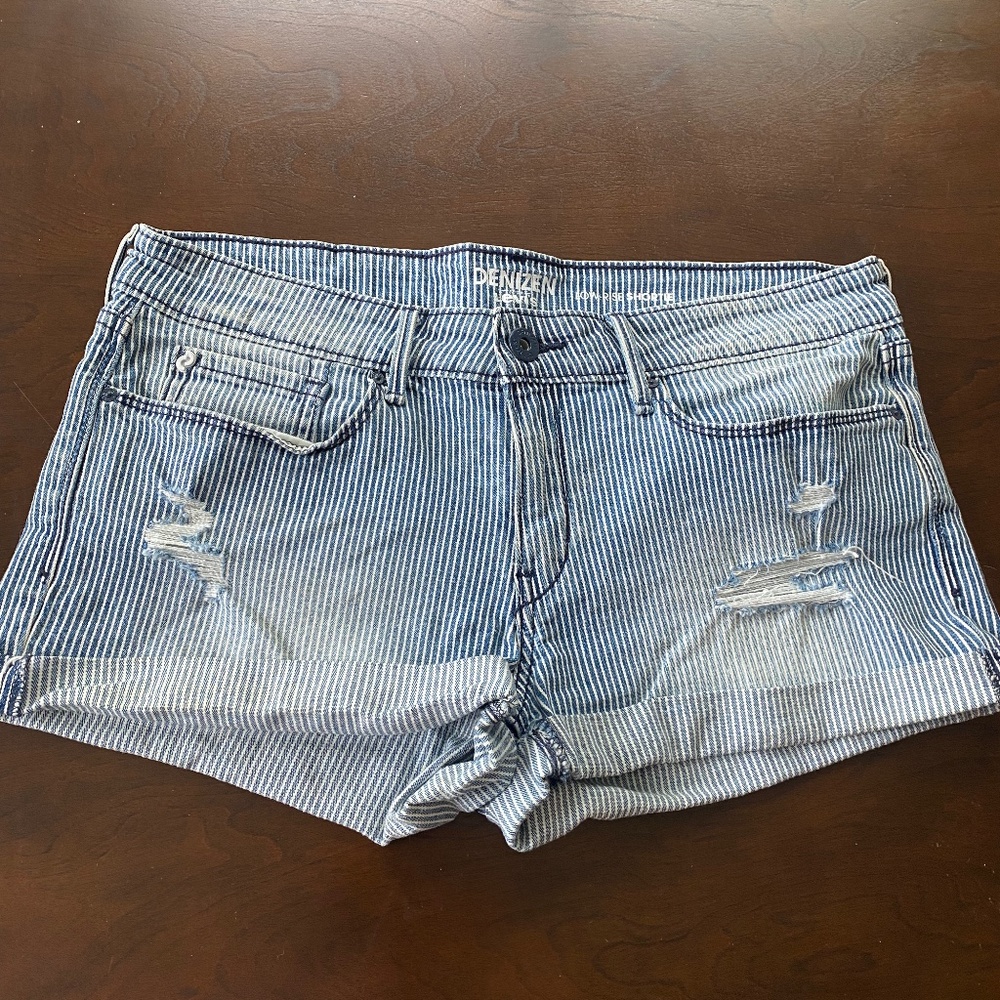 Levi's Denizen Low-Rise Shorties